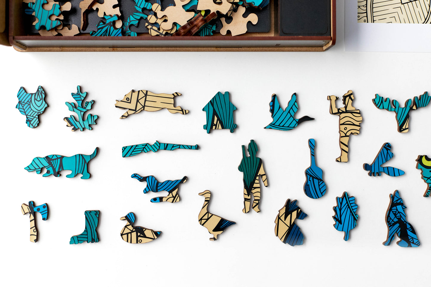 Wolf Shaped Jigsaw Piecezz Wooden Puzzle, Large Size, 250 Pieces, Animal Shaped Puzzles (10*13*2 in) or (25*33*5 cm)